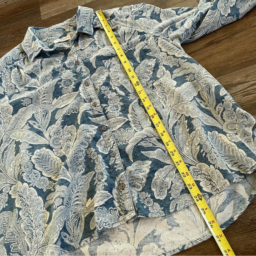 Anthropologie Pilcro Blue and White Button Down Shirt - Picture 7 of 11